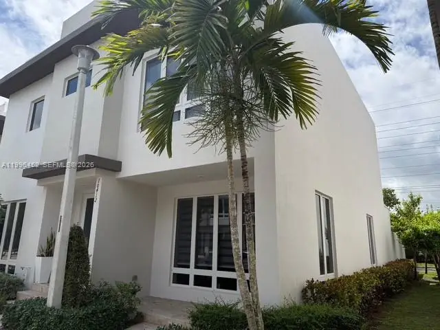 10412 NW 63rd Terrace, Doral, FL 33178 - #2