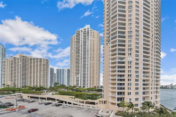 540 Brickell Key Drive #928, Miami, FL 33131