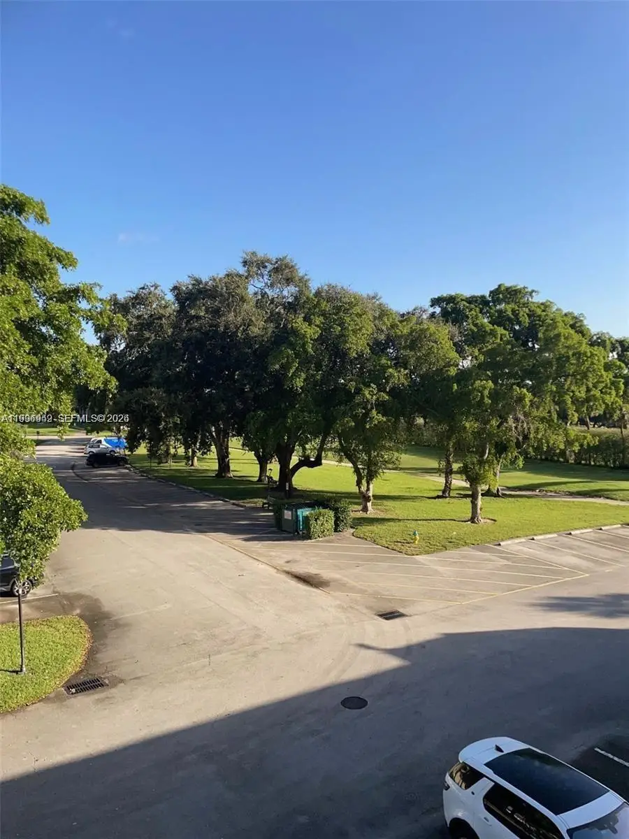 8940 S Hollybrook Boulevard #306, Pembroke Pines, FL 33025 - #2