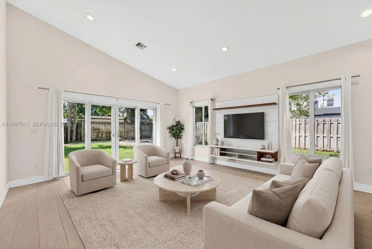 1126 NE 16th Court, Fort Lauderdale, FL 33305 - #1