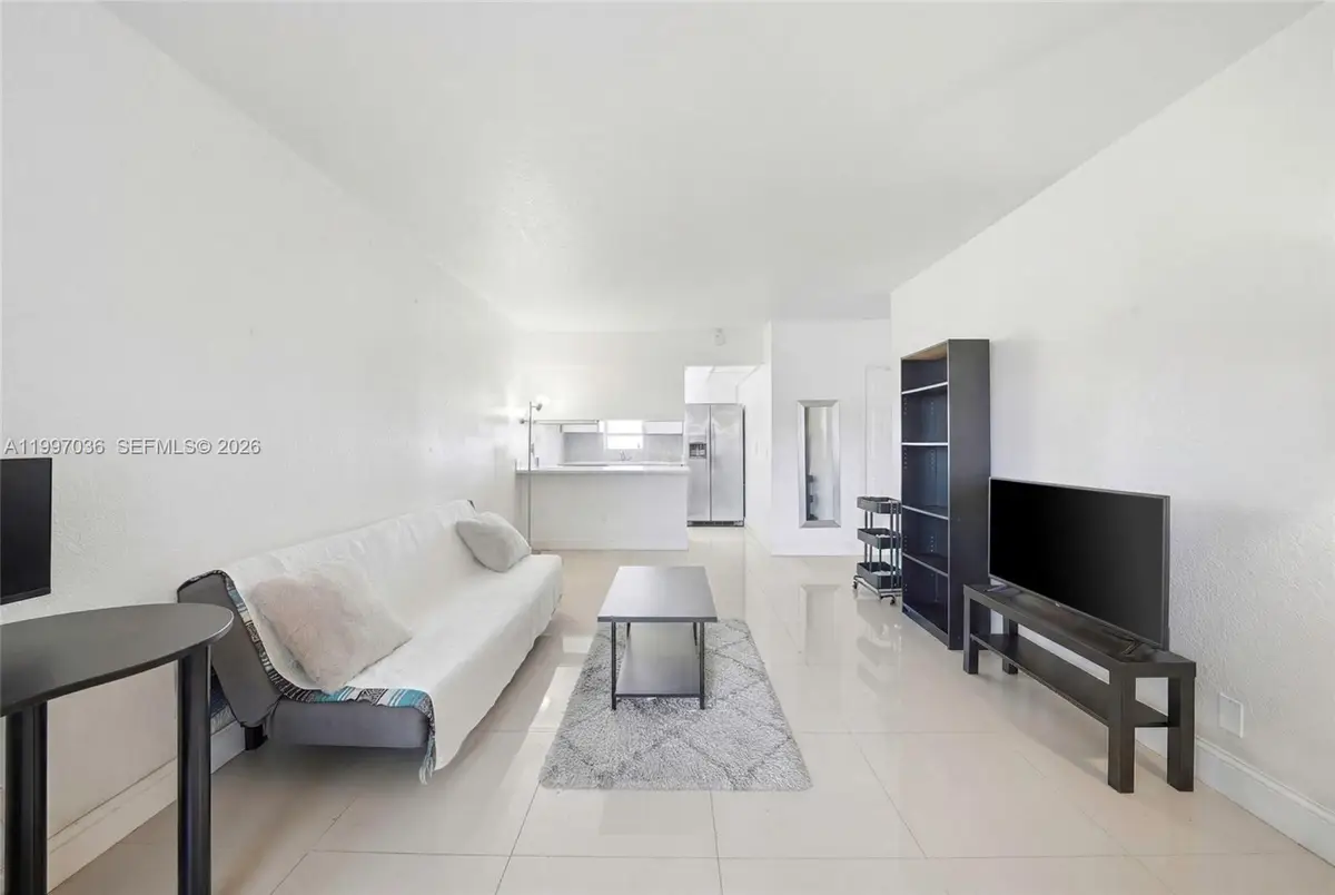 1100 NE 9th Avenue #105, Fort Lauderdale, FL 33304 - #1
