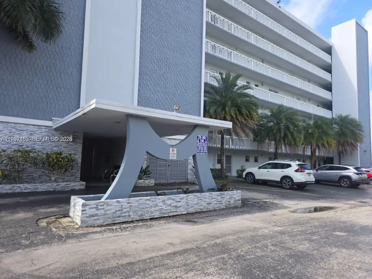 320 NE 12th Avenue #703, Hallandale Beach, FL 33009 - #1