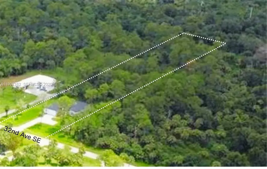 3762 32nd Avenue Se, Naples, FL 34117 - #3