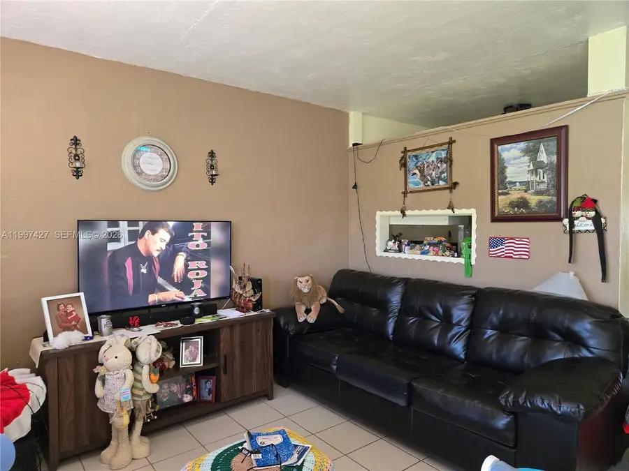 820 SW 11th Avenue #5B, Hallandale Beach, FL 33009 - #2
