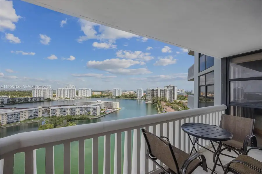 1000 W Island Boulevard #1910, Aventura, FL 33160 - #2