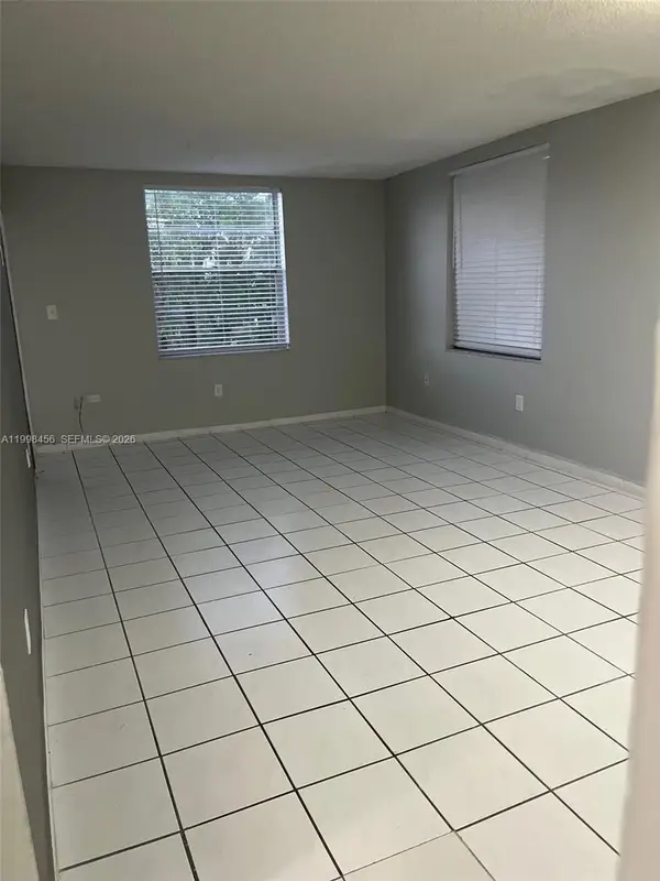 5625 W 20th Avenue #306, Hialeah, FL 33012