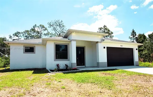 902 Magnolia Avenue, Lehigh Acres, FL 33972