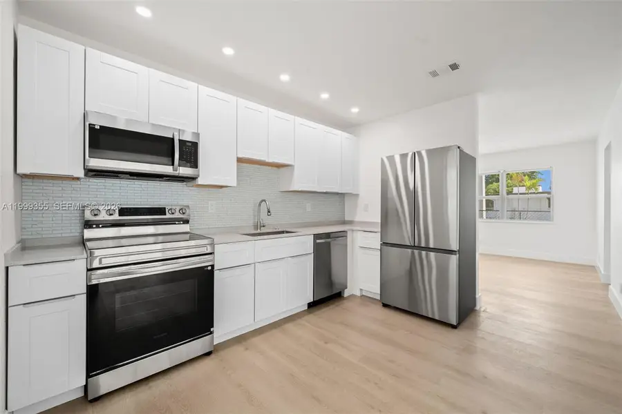 3061 NW 2nd Street, Fort Lauderdale, FL 33311 - #2
