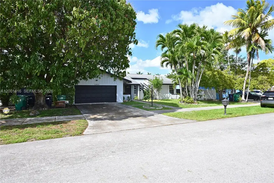 13931 SW 105th Street, Miami, FL 33186 - #2