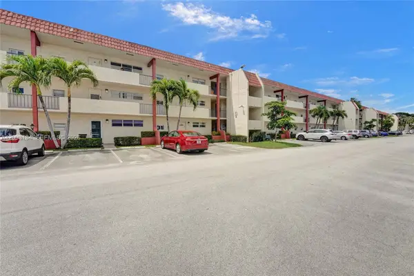 811 S Hollybrook Drive #207, Pembroke Pines, FL 33025