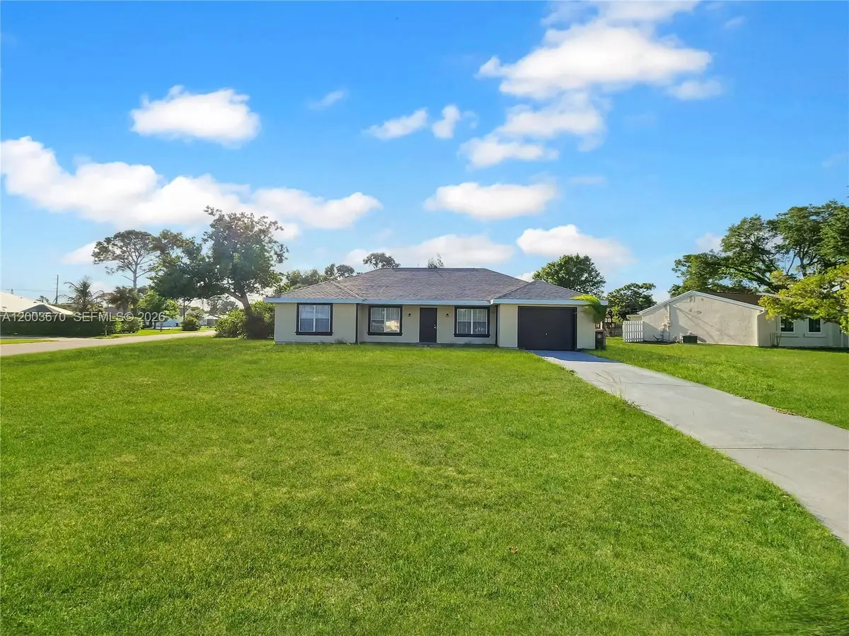 2445 SW 6th Road Sw, Vero Beach, FL 32962 - #1