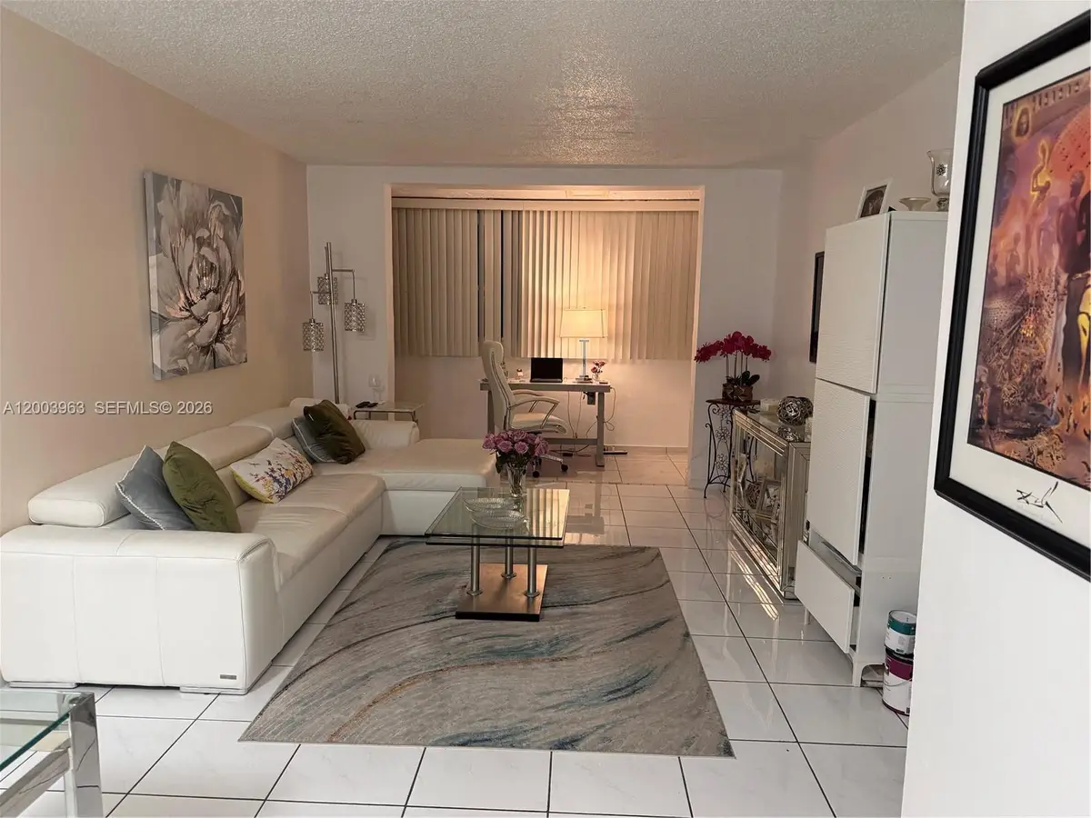 5033 NW 7th Street #312, Miami, FL 33126 - #1
