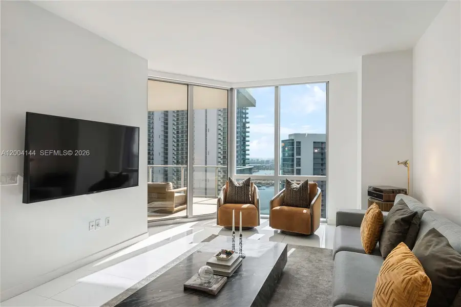 851 NE 1st Avenue #4405, Miami, FL 33132 - #3