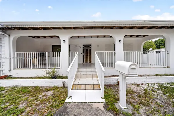 3061 NW 14th Street, Miami, FL 33125