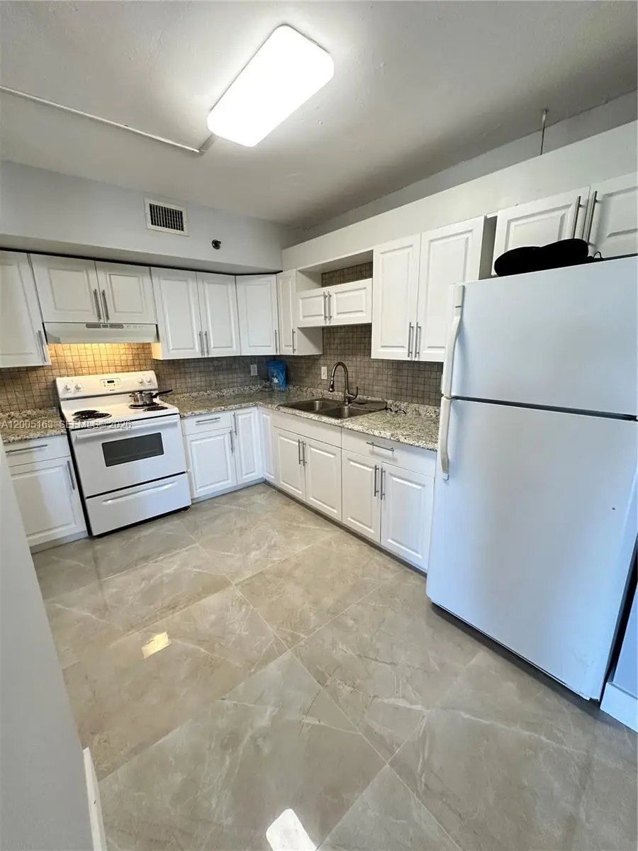 901 Hillcrest Dr 315 #315, Hollywood, FL 33021 - #2