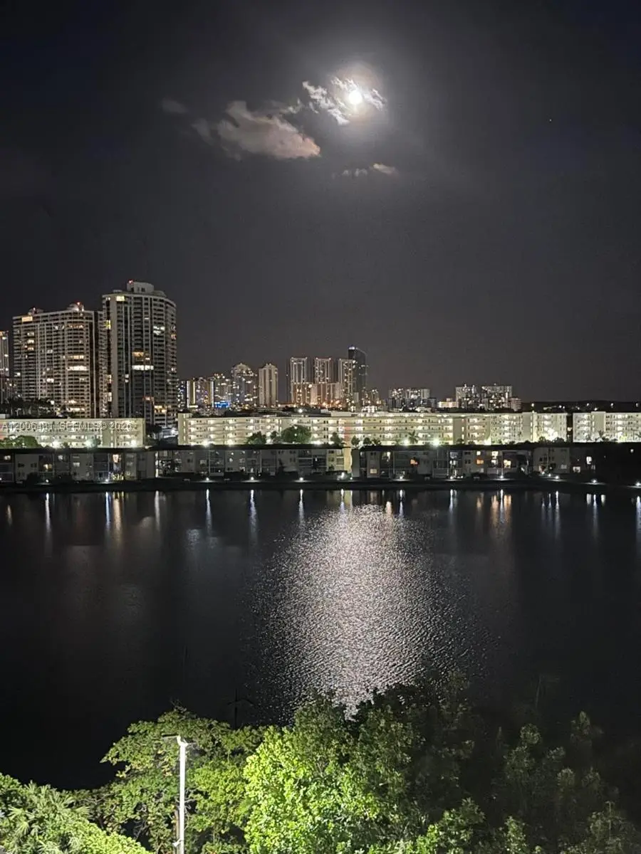 18041 Biscayne Boulevard #804, Aventura, FL 33160 - #3