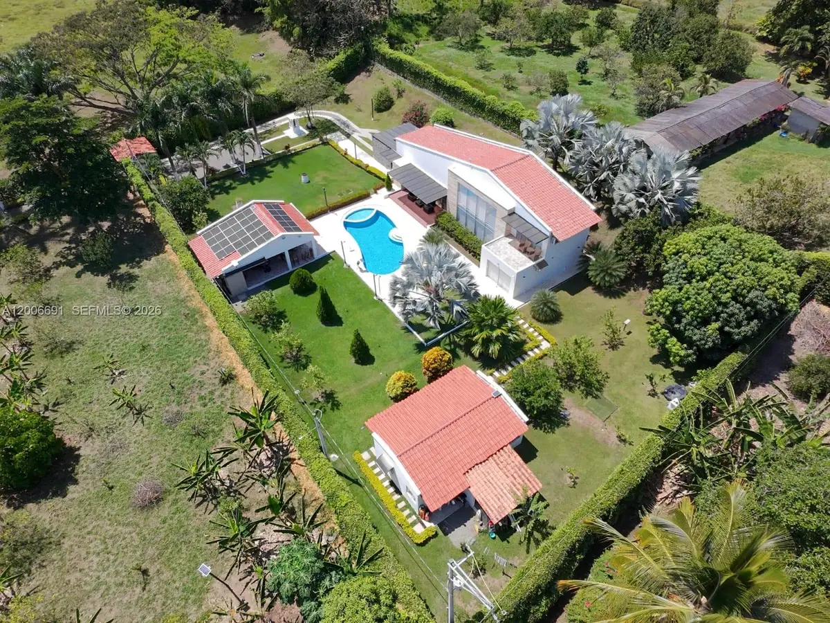 Finca Villa Guadalupe Finca Villa Guadalupe Finca #175, City Unavailable, FL  - #1