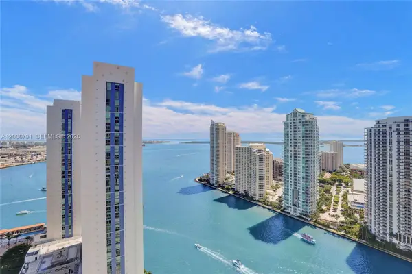 300 S Biscayne Boulevard #T3216, Miami, FL 33131