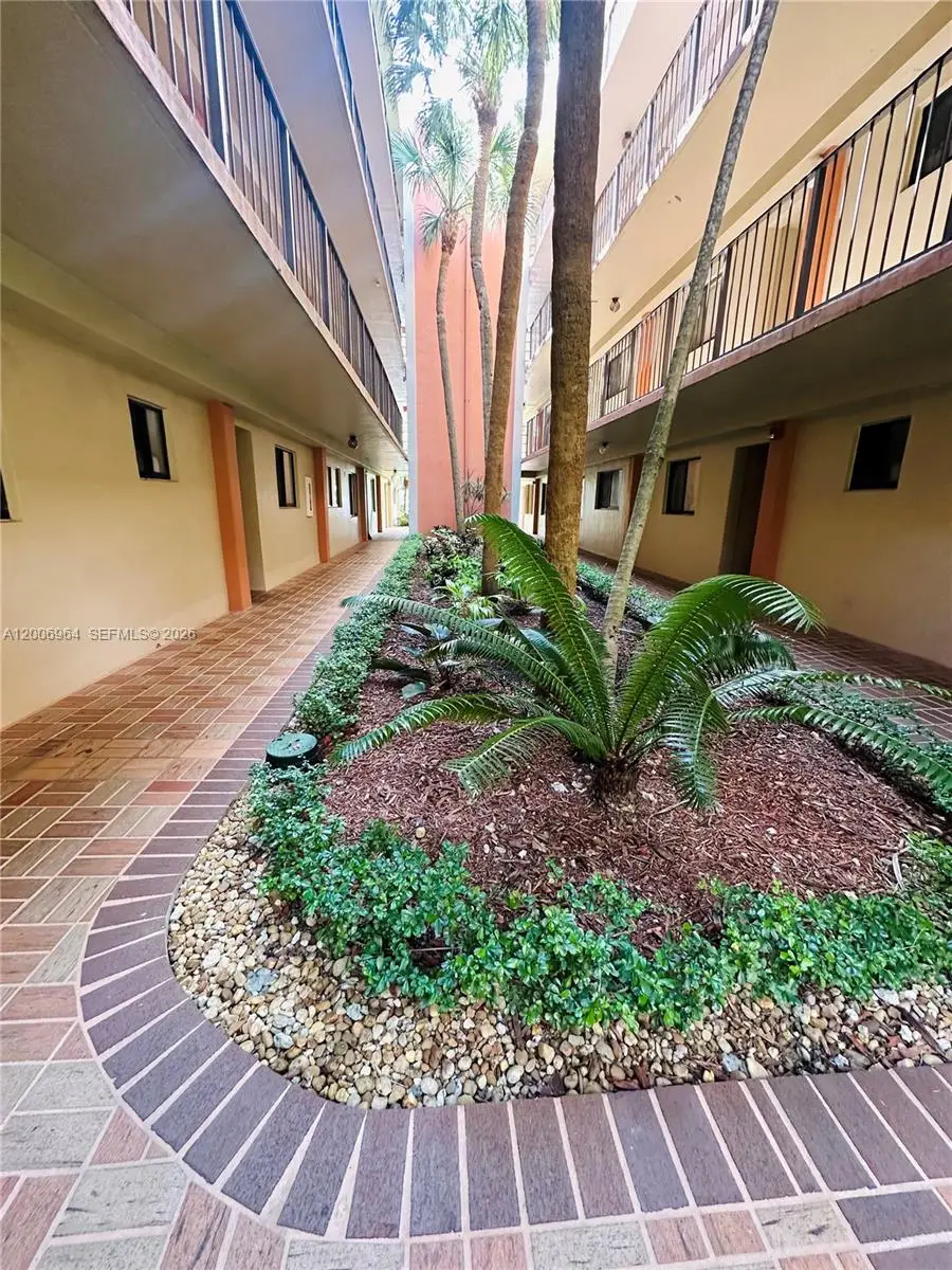 8700 SW 133rd Ave Road #109, Miami, FL 33183 - #3