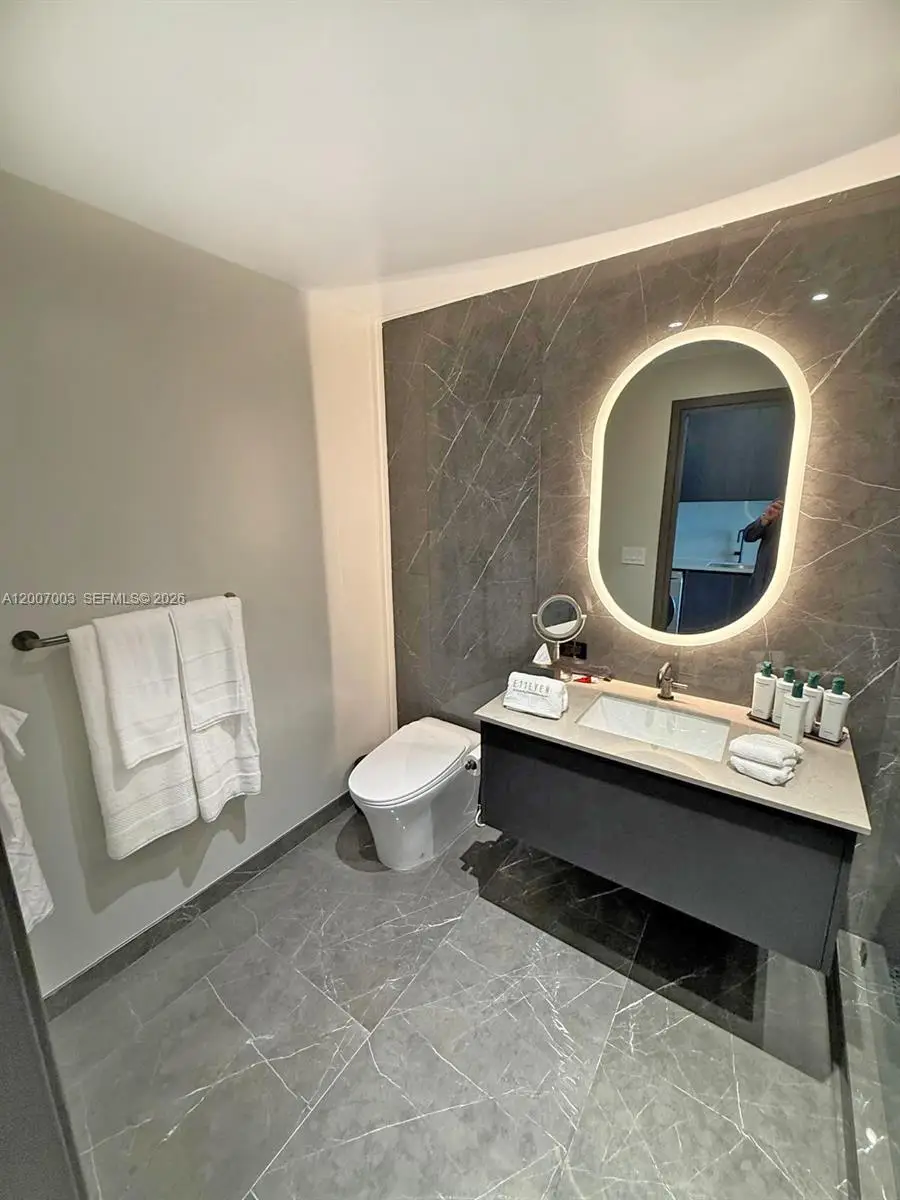 20 NE 11th Street #4202, Miami, FL 33132 - #3