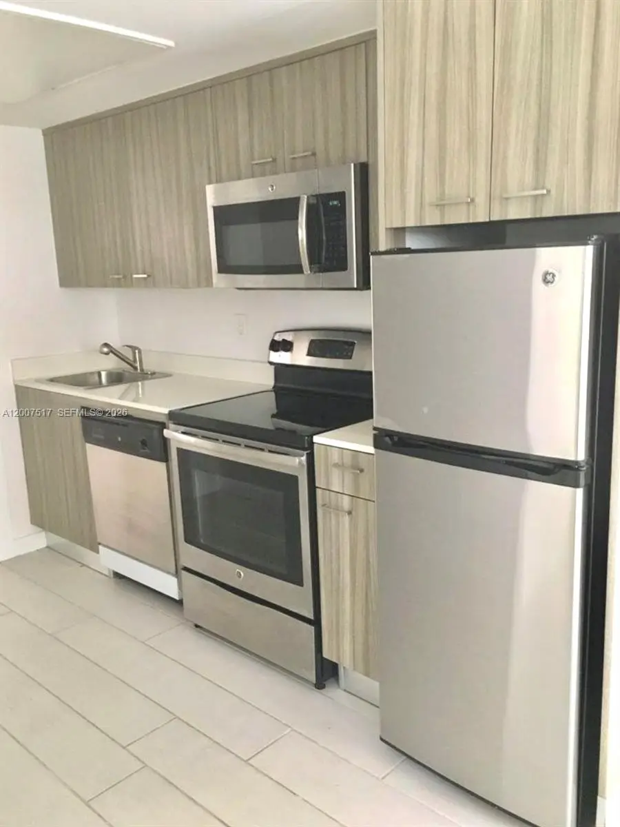 740 Meridian Avenue #17, Miami Beach, FL 33139 - #3