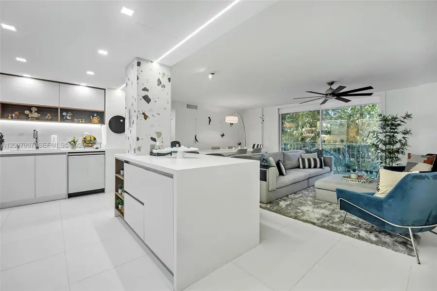 6801 Indian Creek Dr 304 #304, Miami Beach, FL 33141 - #3