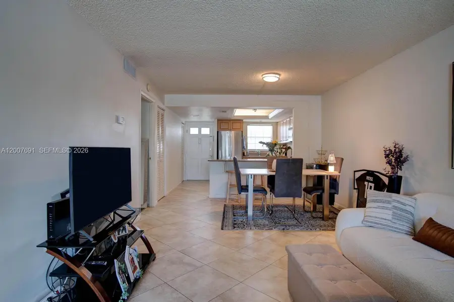 1900 Alamanda 108 #108, Naples, FL 34102 - #3