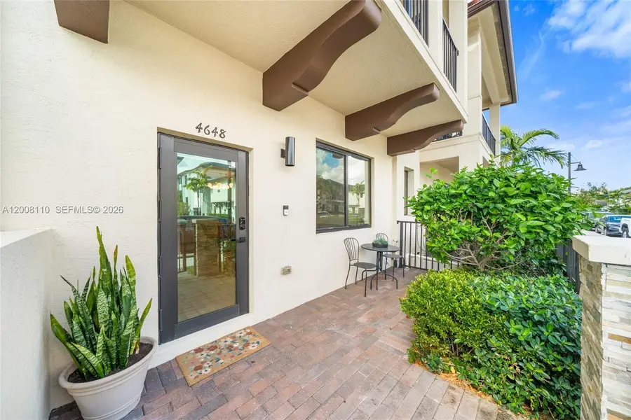 4648 NW 83rd Avenue, Doral, FL 33166 - #2