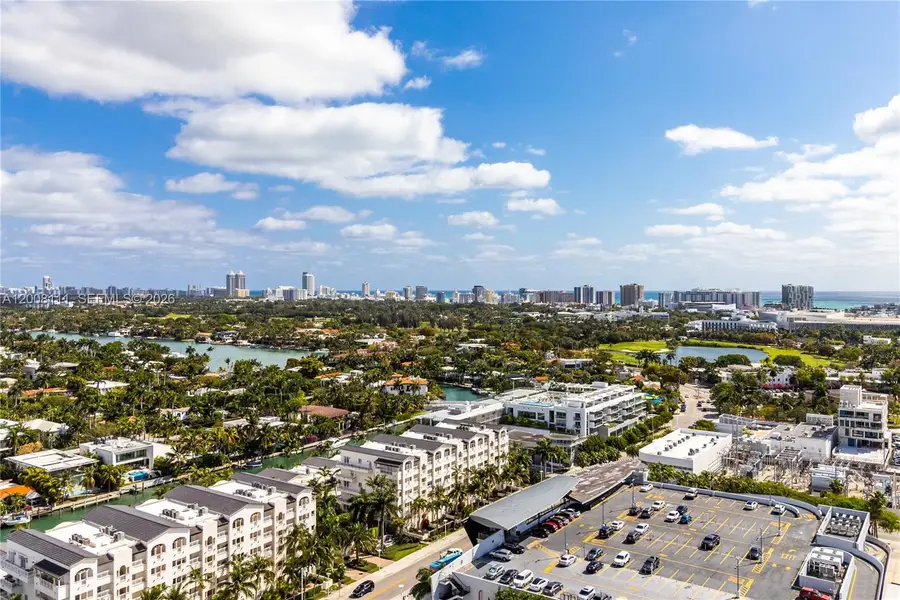 1800 Sunset Harbour Drive #2105, Miami Beach, FL 33139 - #3