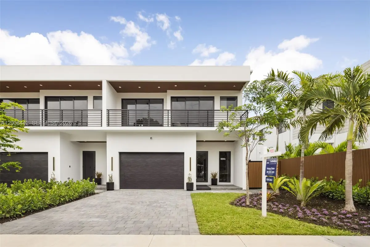 1122 NE 10, Fort Lauderdale, FL 33304 - #1