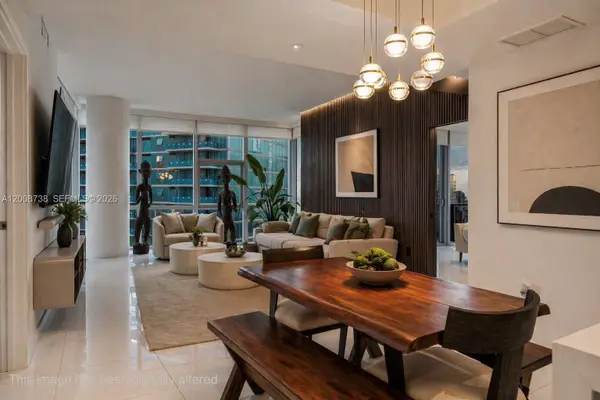 851 NE 1st Avenue #1412, Miami, FL 33132