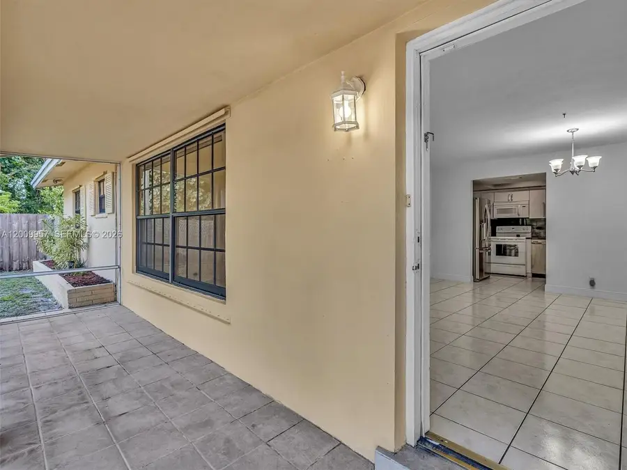 1322 SW 26th Terrace, Fort Lauderdale, FL 33312 - #3