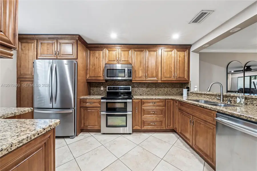 1140 NW 99th Avenue #70, Pembroke Pines, FL 33024 - #3