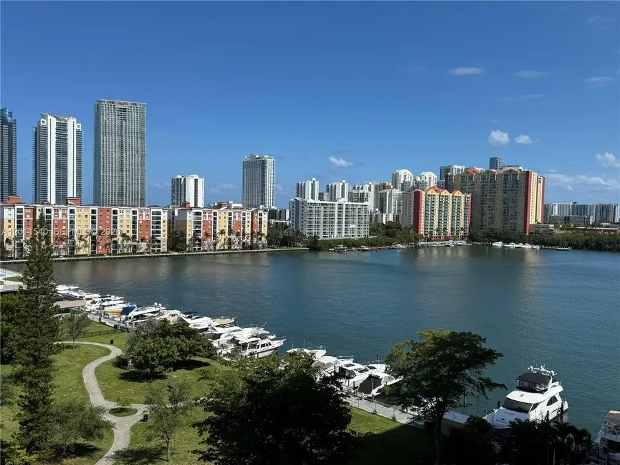 290 174th Street #1112, Sunny Isles Beach, FL 33160 - #3