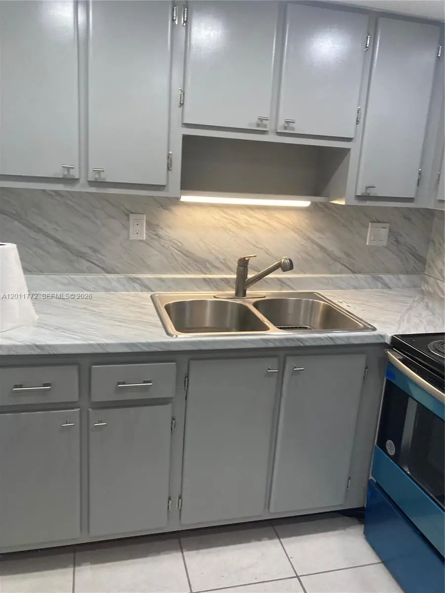 3000 NE 16th Avenue #405, Oakland Park, FL 33334 - #3
