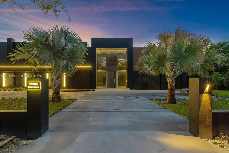 13500 SW 69th Avenue, Pinecrest, FL 33156 - #3