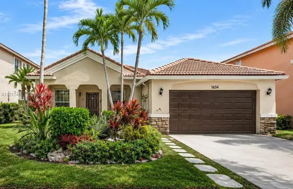 1634 Sandpiper Circle, Weston, FL 33327