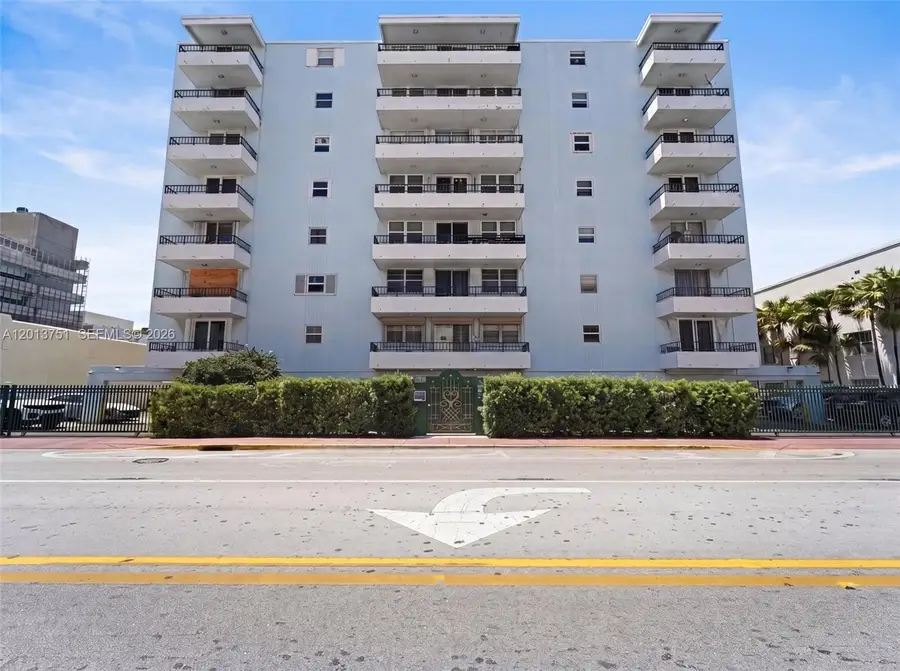 720 Collins Avenue #204, Miami Beach, FL 33139 - #3