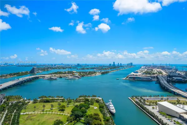 900 Biscayne Boulevard #4202, Miami, FL 33132