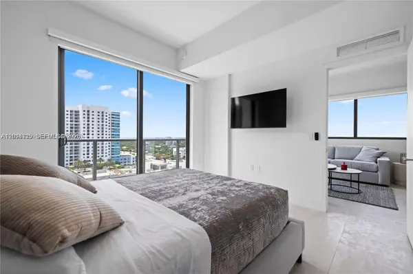 239 SW 9th Street #1502, Miami, FL 33130