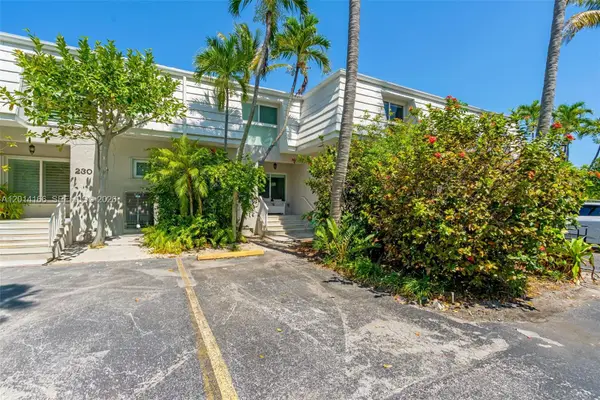 232 Sea View Drive #108, Key Biscayne, FL 33149