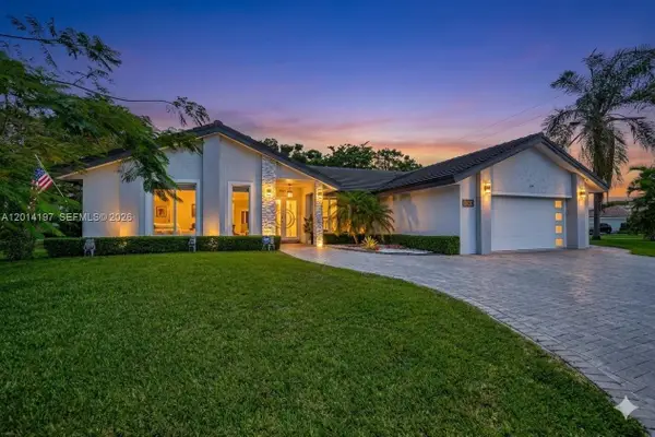 630 Deer Creek Briarwood Lane, Deerfield Beach, FL 33442