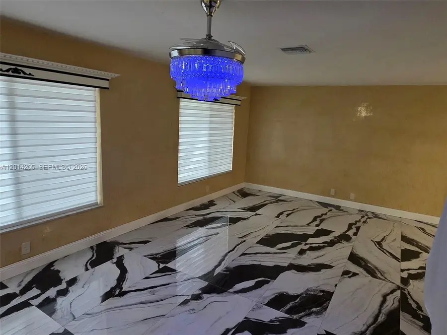 5240 SW 10th Court, Plantation, FL 33317 - #2