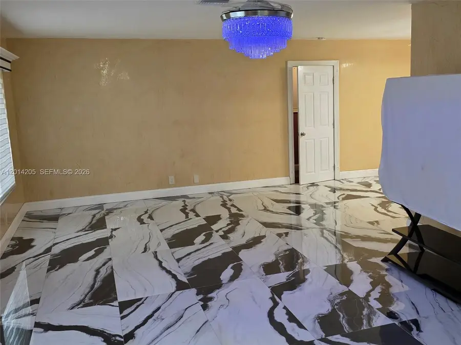 5240 SW 10th Court, Plantation, FL 33317 - #3
