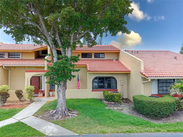 11760 SW 103rd Lane, Miami, FL 33186