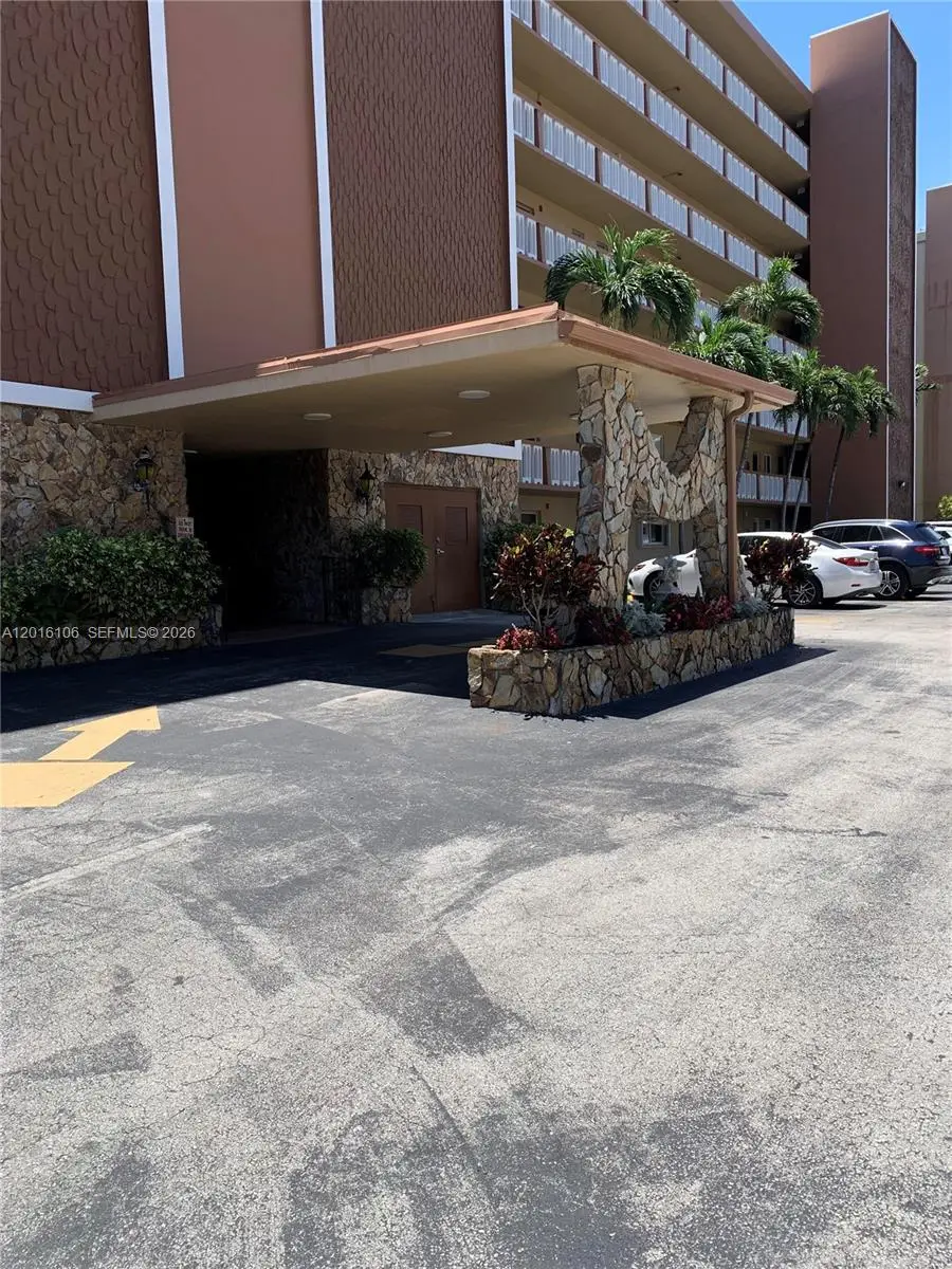 501 NE 14th Avenue #601, Hallandale Beach, FL 33009 - #2