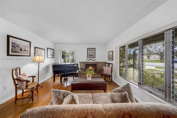400 Morningside Drive, Miami Springs, FL 33166