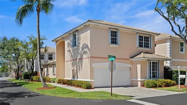 1240 Grant Street, Hollywood, FL 33019