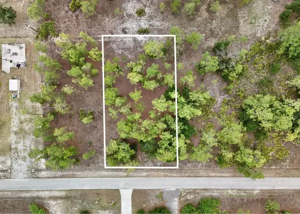 1417 Thompson Avenue, Lehigh Acres, FL 33972