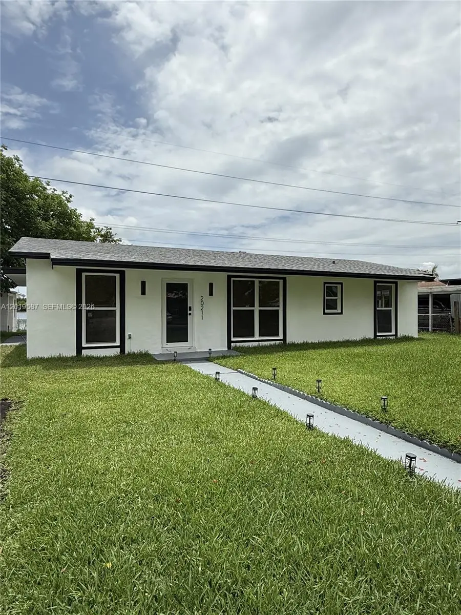 20211 NW 42nd Avenue, Miami Gardens, FL 33055 - #2